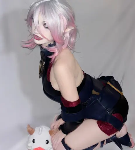 Image 4922546 from selkiewoah