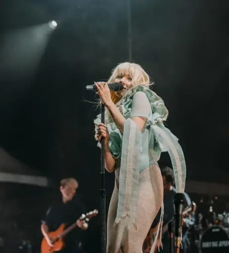 Image 4911903 from Carly Rae Jepsen