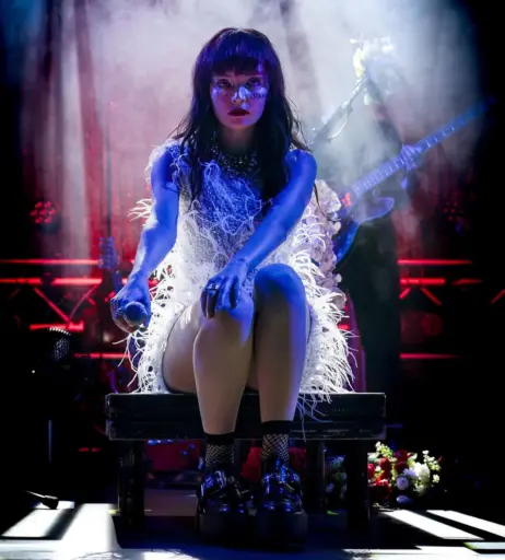 Image 4495167 from Lauren Mayberry (Singer)