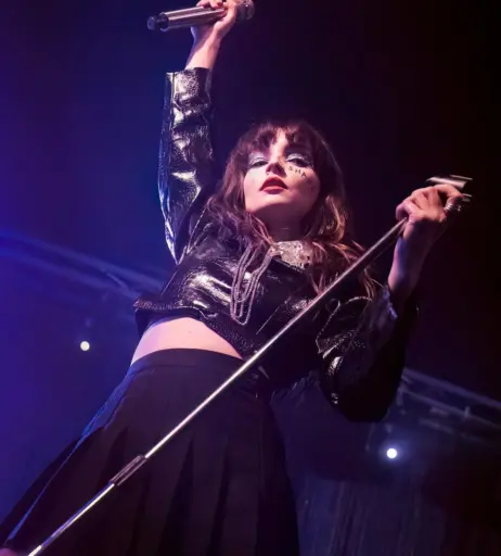 Image 4496177 from Lauren Mayberry (Singer)