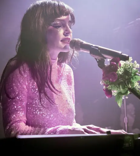 Image 4497813 from Lauren Mayberry (Singer)