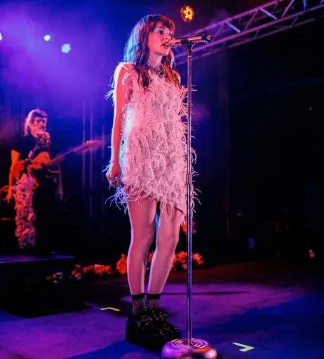 Image 4494695 from Lauren Mayberry (Singer)