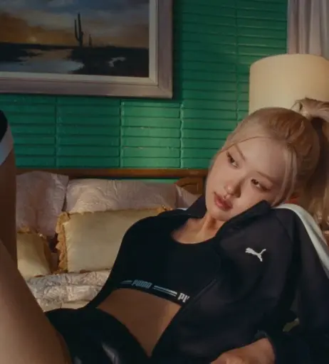 Image 4494281 from Rosé || Roseanne Park - BLΛƆKPIИK ( BLACKPINK )