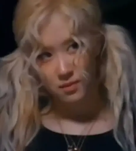 Image 4491501 from Rosé || Roseanne Park - BLΛƆKPIИK ( BLACKPINK )