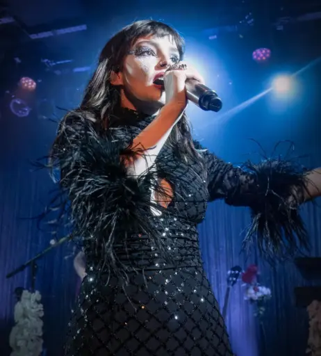 Image 4491212 from Lauren Mayberry (Singer)