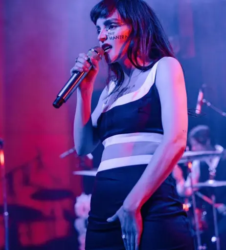 Image 4492750 from Lauren Mayberry (Singer)
