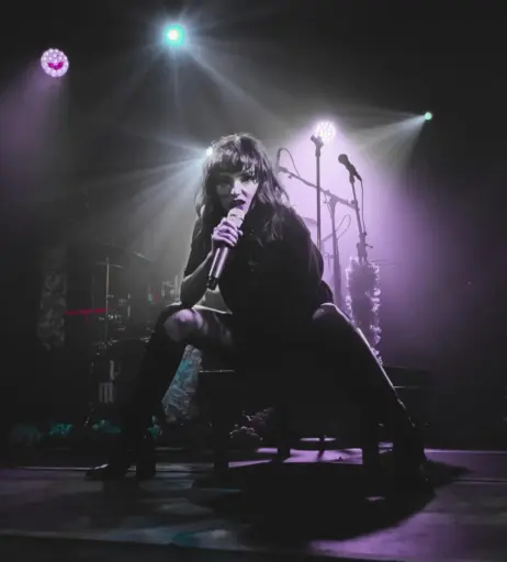 Image 4485197 from Lauren Mayberry (Singer)