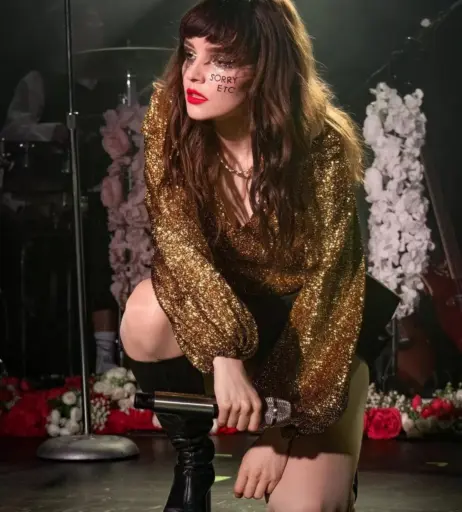 Image 4487938 from Lauren Mayberry (Singer)