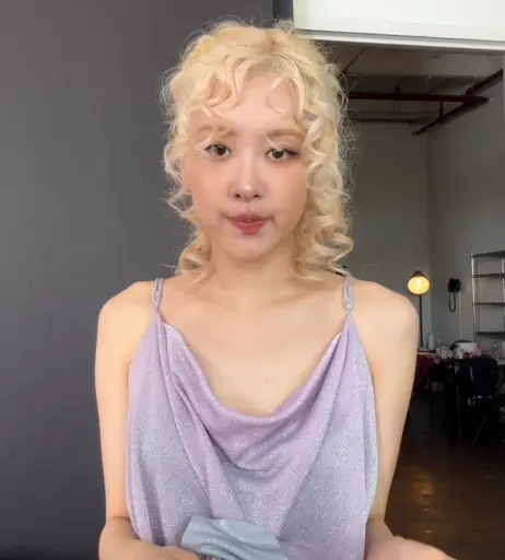 Image 4484008 from Rosé || Roseanne Park - BLΛƆKPIИK ( BLACKPINK )