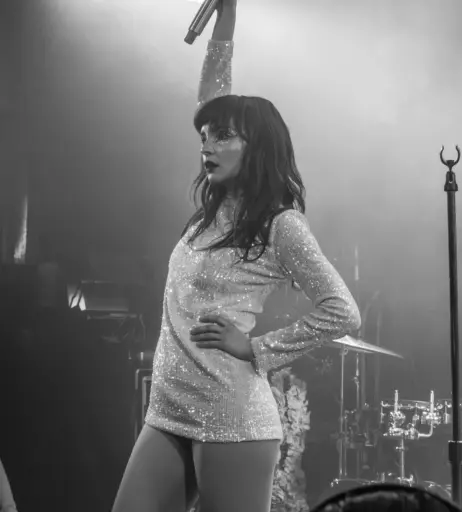 Image 4484908 from Lauren Mayberry (Singer)