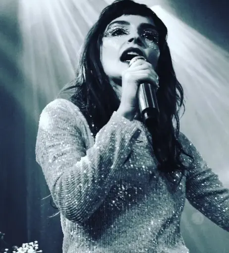 Image 4481204 from Lauren Mayberry (Singer)