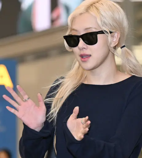 Image 4482979 from Rosé || Roseanne Park - BLΛƆKPIИK ( BLACKPINK )