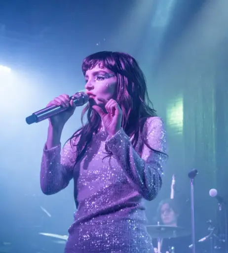 Image 4483550 from Lauren Mayberry (Singer)
