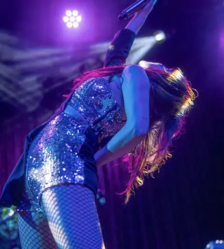 Image 4480452 from Lauren Mayberry (Singer)