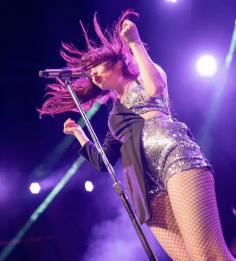 Image 4480469 from Lauren Mayberry (Singer)
