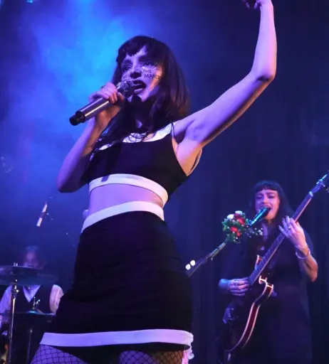 Image 4480121 from Lauren Mayberry (Singer)