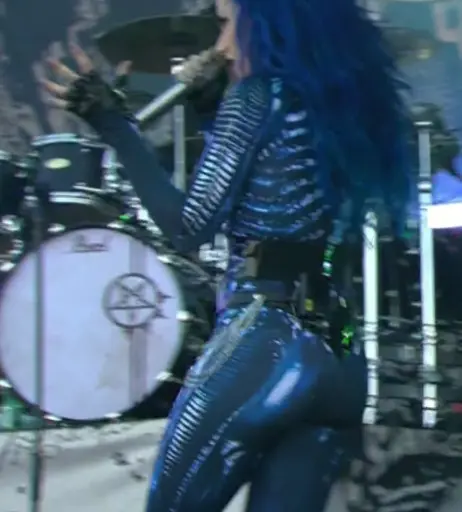 Image 4480049 from Women of Metal