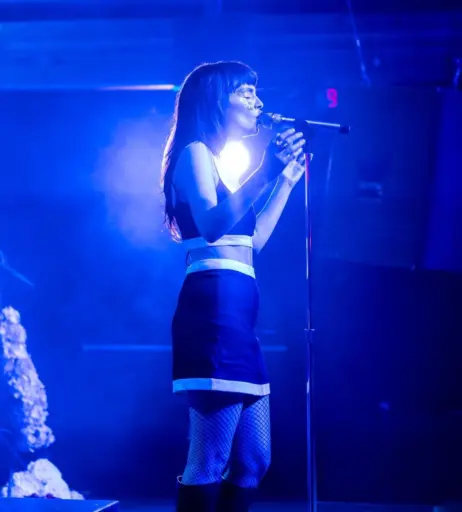 Image 4480362 from Lauren Mayberry (Singer)