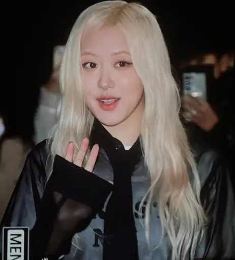 Image 4488489 from Rosé || Roseanne Park - BLΛƆKPIИK ( BLACKPINK )