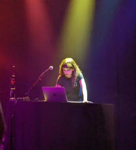 Image 4475679 from Lauren Mayberry (Singer)