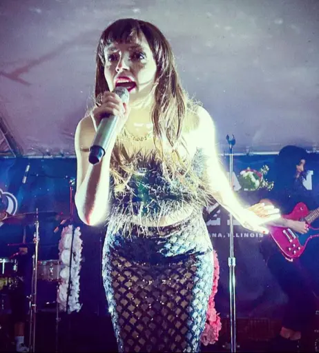 Image 4475909 from Lauren Mayberry (Singer)
