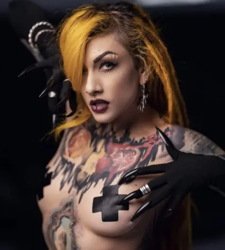 Image 4476559 from Women of Metal