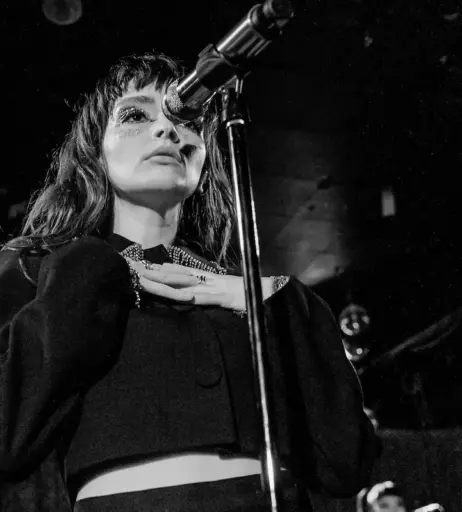 Image 4476652 from Lauren Mayberry (Singer)