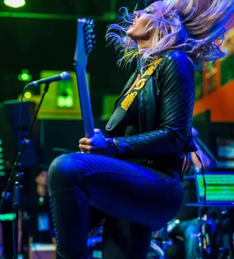 Image 4476638 from Women of Metal