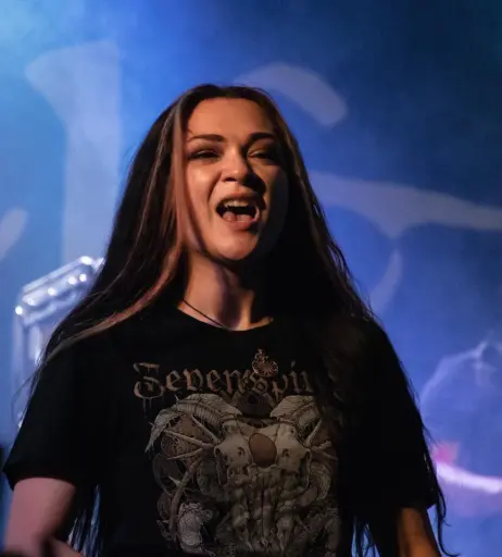 Image 4477283 from Women of Metal