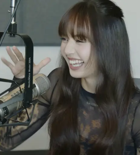 Image 4474410 from Lisa | BLΛƆKPIИK (Blackpink)