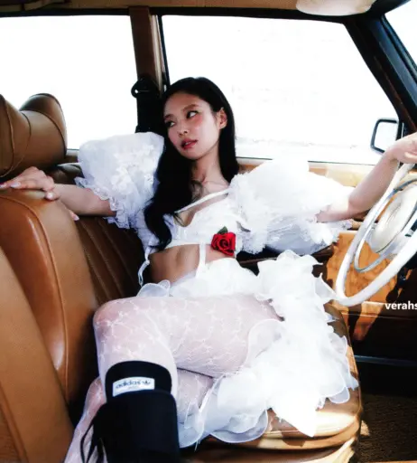 Image 4471749 from Jennie | BLΛƆKPIИK (Blackpink)