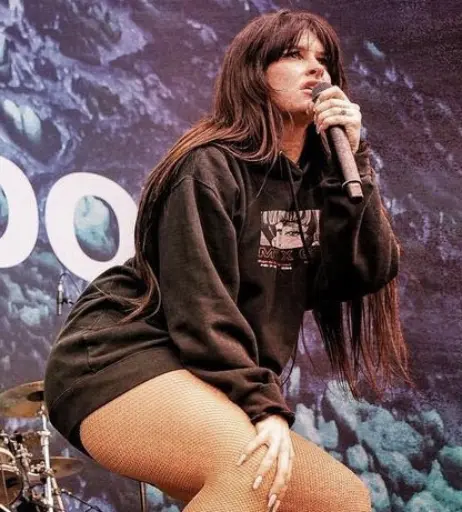 Image 4471034 from Women of Metal