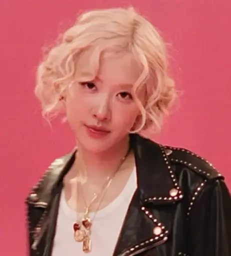 Image 4471994 from Rosé || Roseanne Park - BLΛƆKPIИK ( BLACKPINK )