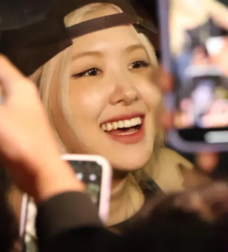 Image 4472504 from Rosé || Roseanne Park - BLΛƆKPIИK ( BLACKPINK )