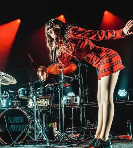 Image 4472758 from Lauren Mayberry (Singer)