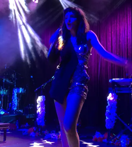 Image 4473853 from Lauren Mayberry (Singer)