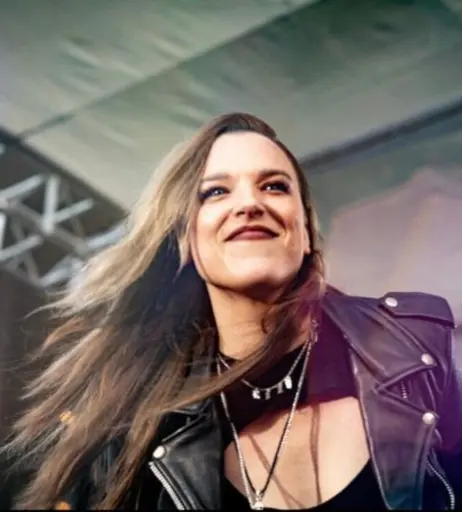 Image 4473531 from Women of Metal