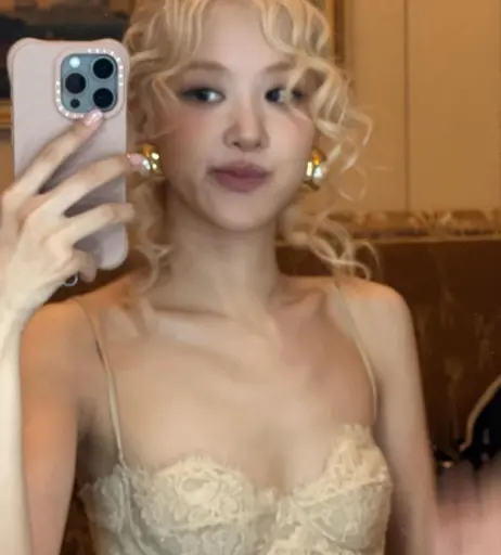 Image 4470351 from Rosé || Roseanne Park - BLΛƆKPIИK ( BLACKPINK )