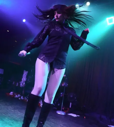 Image 4479577 from Lauren Mayberry (Singer)