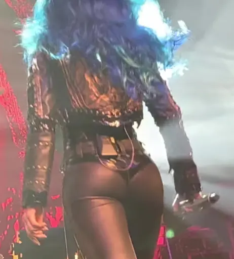 Image 4465888 from Women of Metal