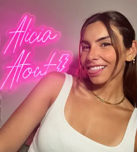 Image 4465819 from Alicia Atout and Salina de la Renta