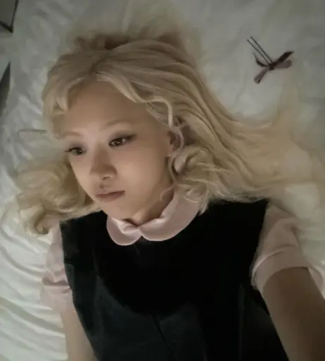 Image 4465431 from Rosé || Roseanne Park - BLΛƆKPIИK ( BLACKPINK )