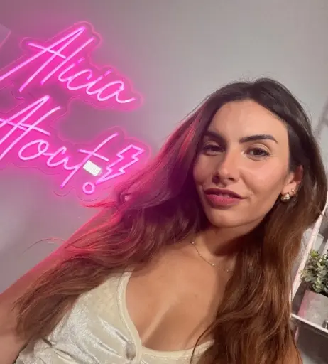 Image 4465755 from Alicia Atout and Salina de la Renta