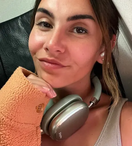 Image 4465073 from Alicia Atout and Salina de la Renta