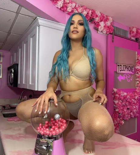 Image 4465215 from Alicia Atout and Salina de la Renta