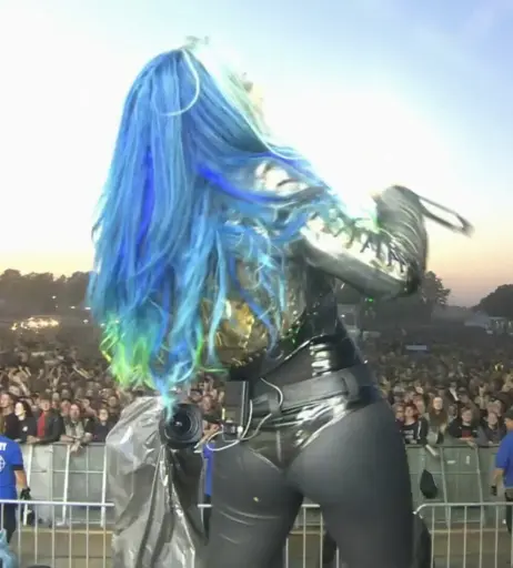 Image 4466422 from Women of Metal