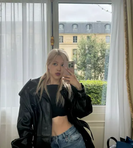 Image 4467429 from Rosé || Roseanne Park - BLΛƆKPIИK ( BLACKPINK )