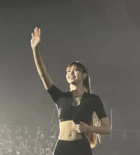 Image 4467903 from Lisa | BLΛƆKPIИK (Blackpink)