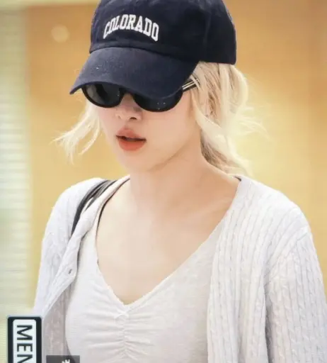 Image 4464533 from Rosé || Roseanne Park - BLΛƆKPIИK ( BLACKPINK )