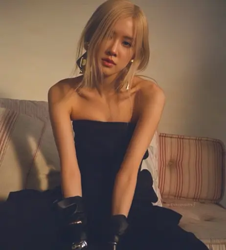 Image 4464441 from Rosé || Roseanne Park - BLΛƆKPIИK ( BLACKPINK )
